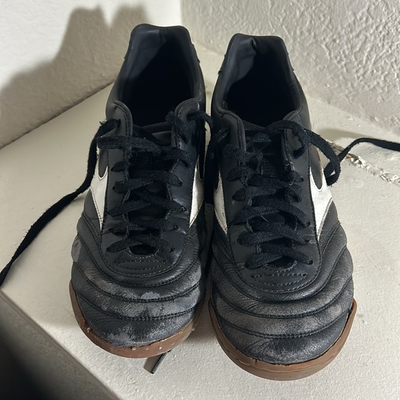 MRL classic indoor soccer shoes - Picture 3 of 3